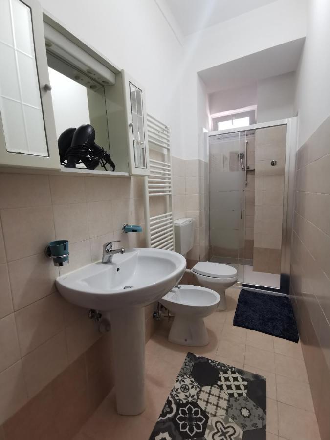 Happyhome, Belissimo Appartamento In Torino ภายนอก รูปภาพ